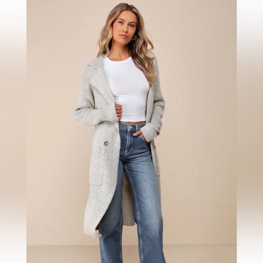 Lulus sweater coat -Excellent Pre-owned condition